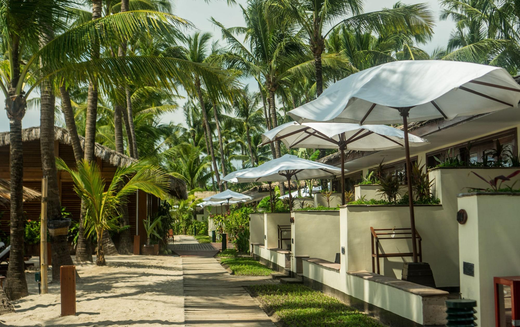 Bayview - The Beach Resort Нгапали Екстериор снимка
